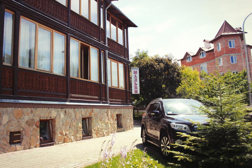 Malvy Hotel Truskavets Ngoại thất bức ảnh